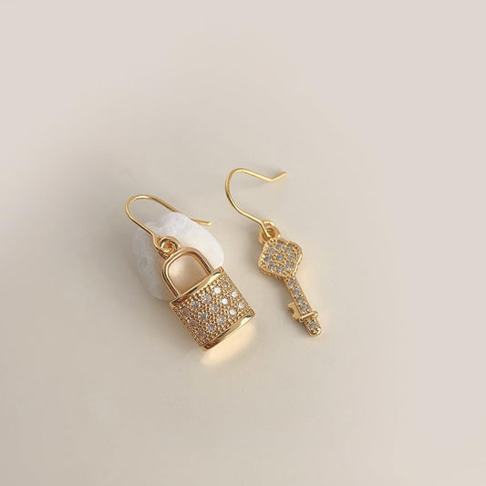 UELSTA Key and Lock Asymmetric Drop Earrings for Women Sustainable 18K Gold Plated Recycled Brass Micro-Inlaid Zircon Rhinestone Unique Symbolic Design 7x26mm