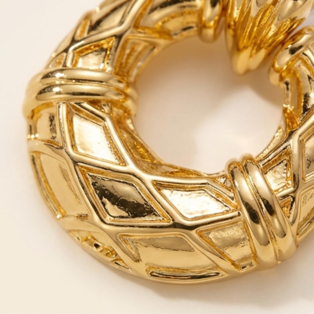 UELSTA Heritage Weave Ohrstecker mit Anhänger, 18K vergoldetes Messing, 925er Silberstifte, PVD-Beschichtung, Retro- & vielseitiges Design, nachhaltiger Schmuck