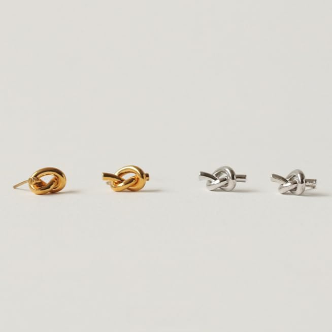 UELSTA Unity Knot Stud Earrings for Women 18K Gold / White Gold Real-Gold-Plated Recycled Brass with 925 Silver Posts PVD Coated Minimalist & Timeless Sustainable Jewelry