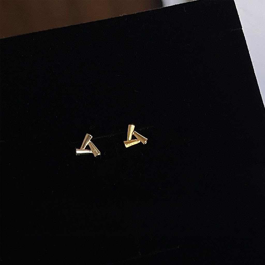 UELSTA Minimalistische Dreiecks-Ohrstecker für Damen, nachhaltig, 14K vergoldet, recyceltes Messing, hypoallergen, 925 Sterling Silber Stifte, PVD-beschichtet, geometrisch & modern, 5mm
