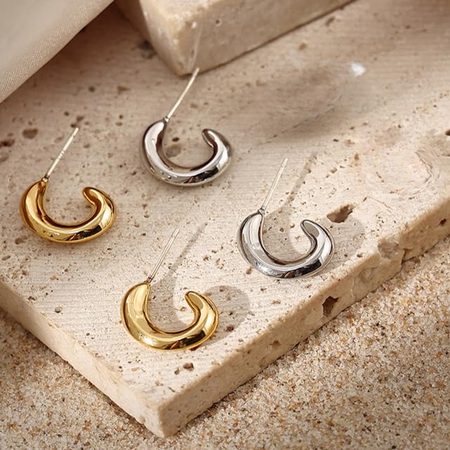 UELSTA Lunar Crescent Ohrstecker für Damen 18K Gold / Weißgold Echt-vergoldet Recyceltes Messing 925er Silberstifte PVD-Beschichtung Minimalistisch & Vielseitig Nachhaltiger Schmuck