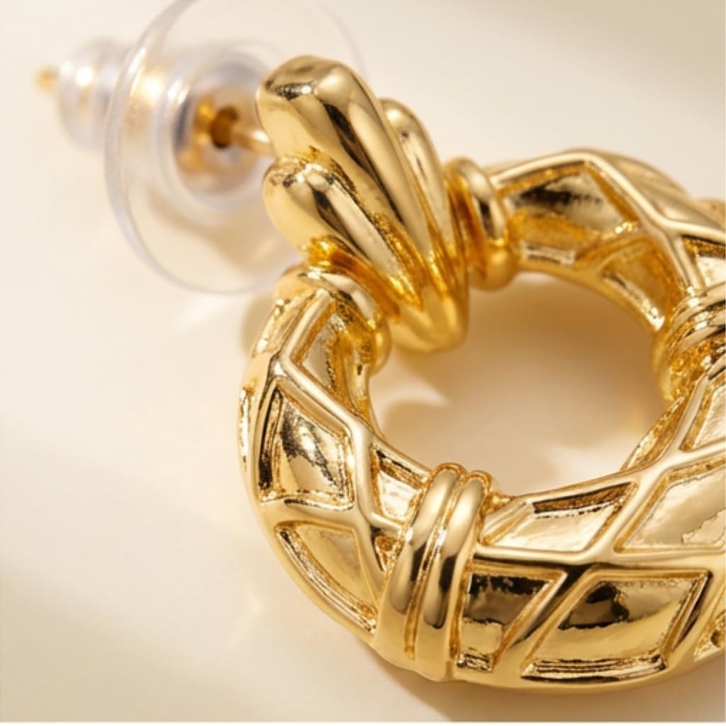 UELSTA Heritage Weave Ohrstecker mit Anhänger, 18K vergoldetes Messing, 925er Silberstifte, PVD-Beschichtung, Retro- & vielseitiges Design, nachhaltiger Schmuck