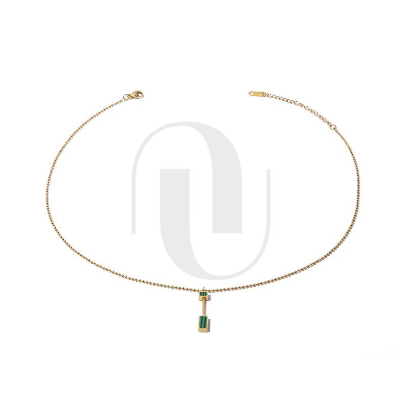 UELSTA Geometrische Malachit-Stab-Halskette für Damen Nachhaltig 18K vergoldeter Edelstahl Lineares Design Ethisch bezogener Malachit Minimalistisch & Vielseitig 42+6cm