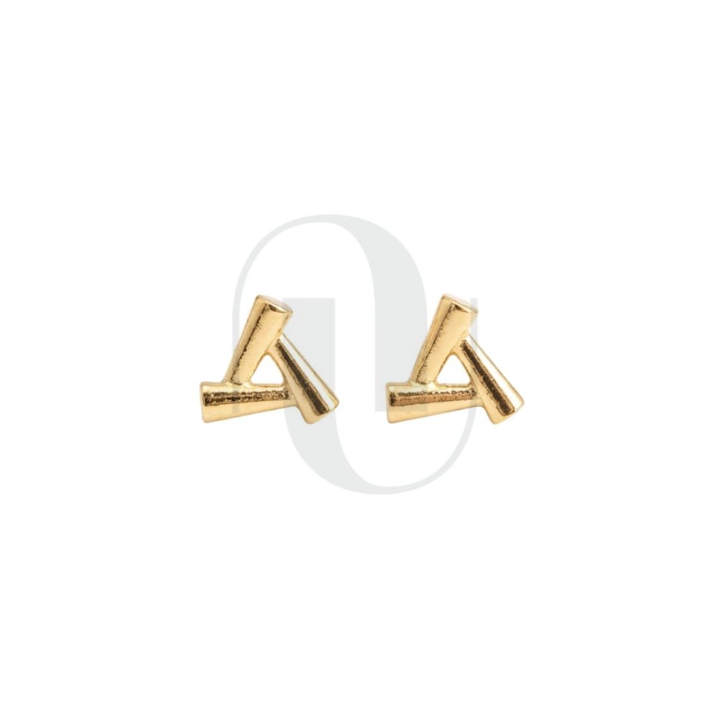 UELSTA Minimalistische Dreiecks-Ohrstecker für Damen, nachhaltig, 14K vergoldet, recyceltes Messing, hypoallergen, 925 Sterling Silber Stifte, PVD-beschichtet, geometrisch & modern, 5mm